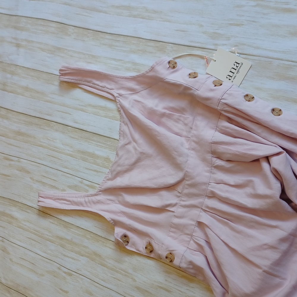 Light purple Midi dress with brown accent buttons. - Picture 5 of 7